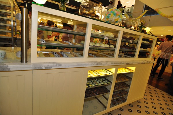 Magnolia Bakery Opening